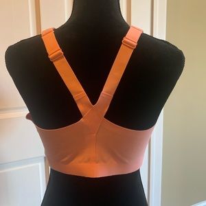 Victoria's Secret Intimates & Sleepwear - Victoria Sport Incredible Knockout Ultra Max 38DD Victoria's Secret Intimates & Sleepwear - Victoria Sport Incredible Knockout Ultra Max 38DD